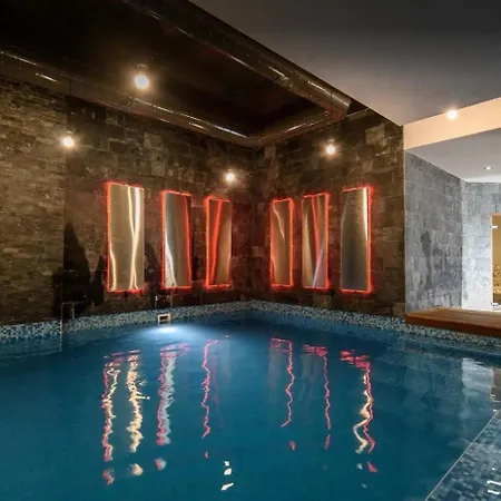 In Aspen Golf Apartment